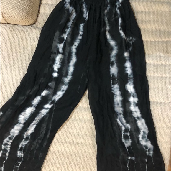 ITALIAN SILK PALAZZO PANTS—-TIE DYE—-ONE SIZE - Picture 4 of 7
